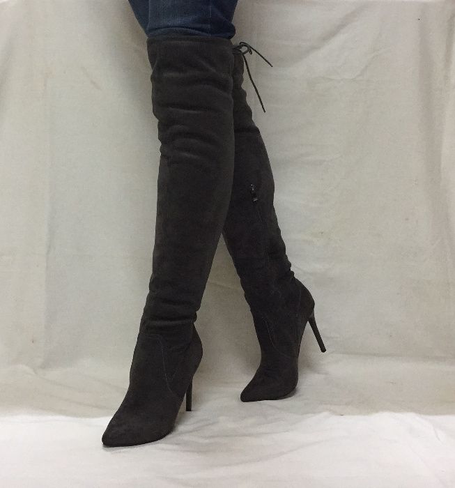 Sapatos, Botas de Senhora c/ Salto e Cano Altos