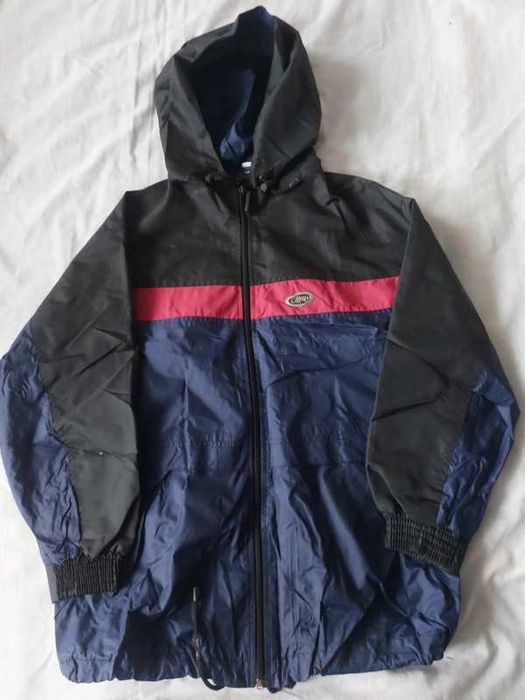 Kurtka przeciwdeszczowa chlopięca na 146 cm jacket