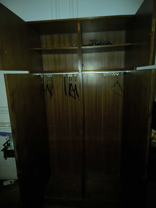 Venda de moveis de quarto 50 euros cada