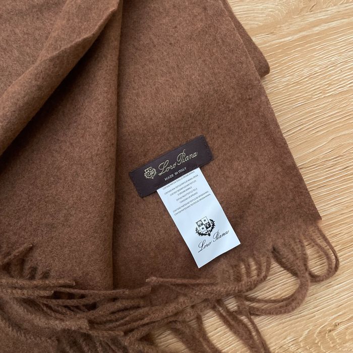 Echarpe “ Loro Piana “