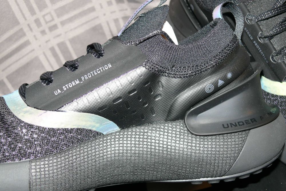 Under Armour HOVR Phantom 3 Storm