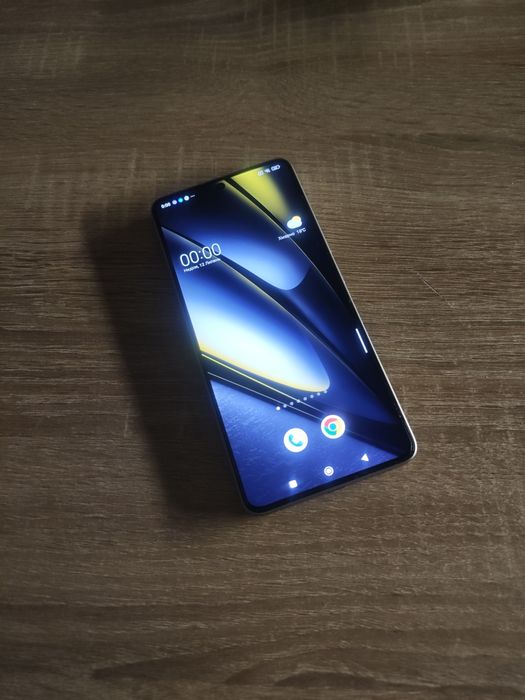 Смартфон Poco f6 12/512