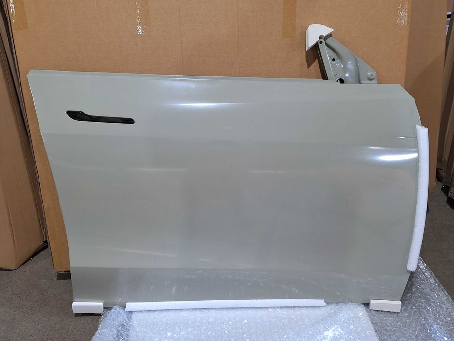 Двері Tesla Model Y Model 3 Тесла 3 Тесла Y