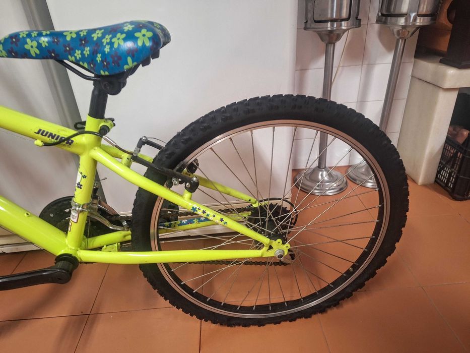 Bicicleta BERG Junior Charm, praticamente nova