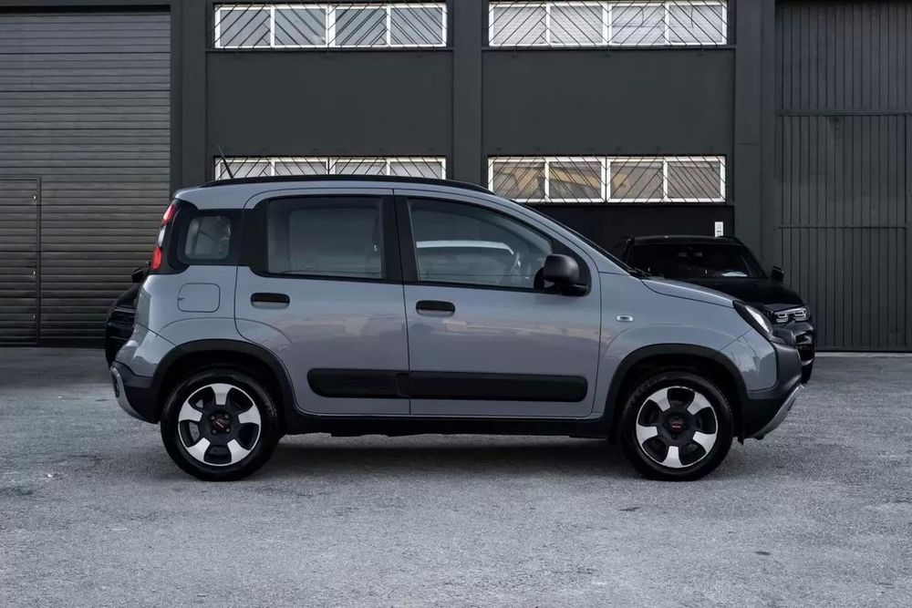 Fiat Panda 1.0 Hybrid Cross
