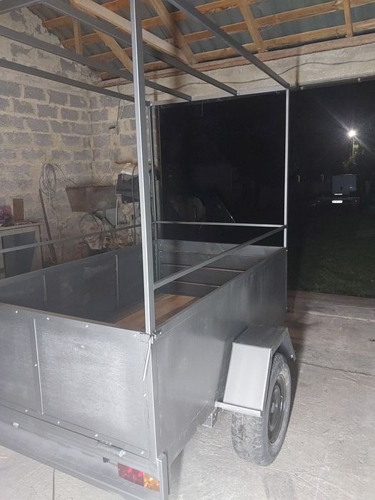 Прицеп для автомобіля 2×1.3