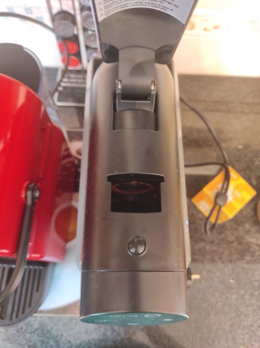 Máquina de café delta Q mini cool cinzento