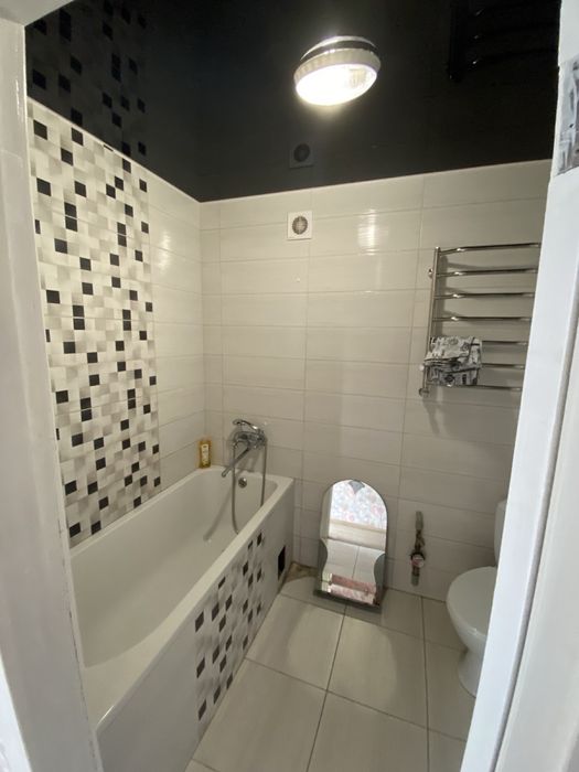 Здам подобово квартиру !