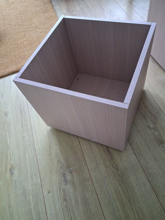 Caixa de arrumação com tampo NIDI