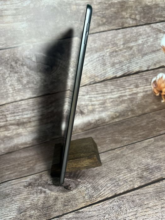 IPad 9.7 128GB Space Grey АКБ 94%