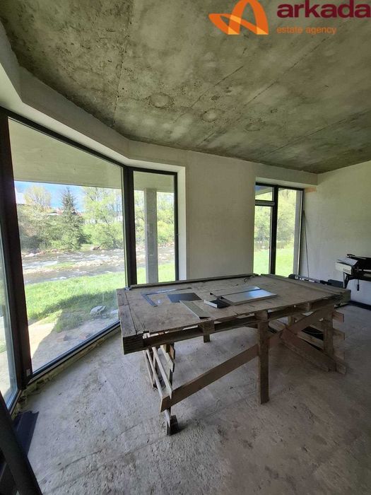 Продам котеджне містечко в Карпатах біля річки! Татарів.