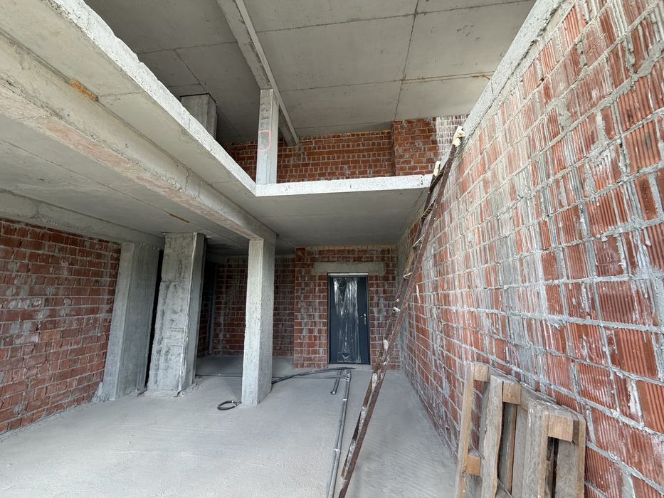 Продаж 3к. пентхауса 79м2 з терасою по вул.Героїв Крут, 2 в ЖК Скандія у м.Бровари