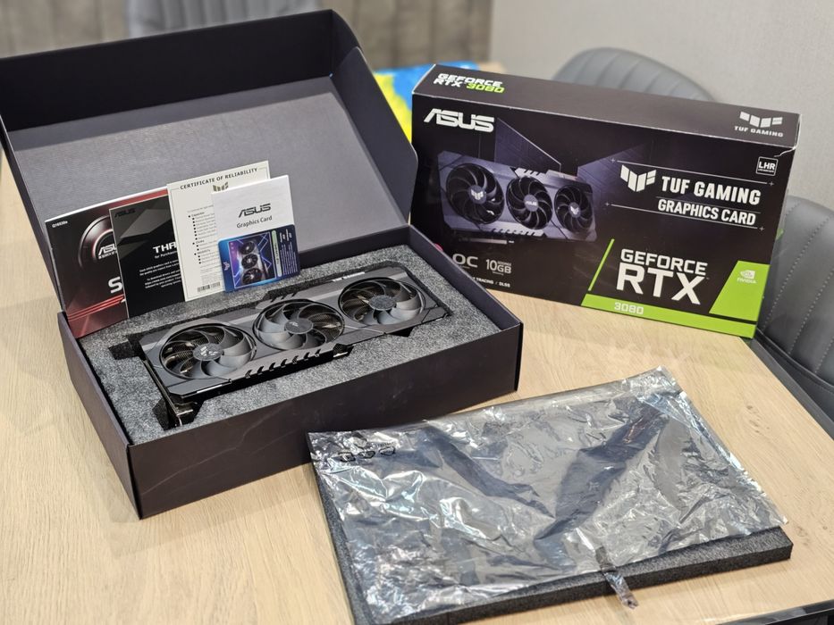 Продам Asus TUF RTX-3080  10Gb-320bit.