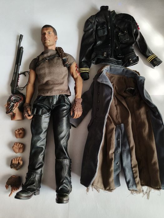 Marcus Wright Hot Toys