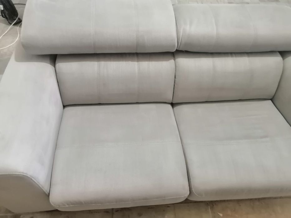 Sofá 02 Lugares em Microfibra