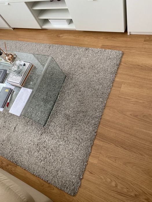 Tapete ikea bem conservado
