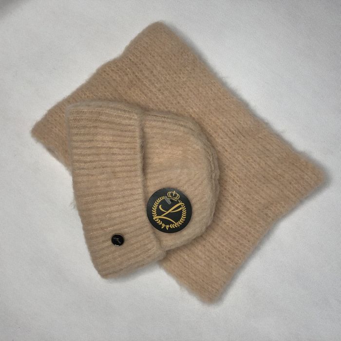 Komplet czapka i komin