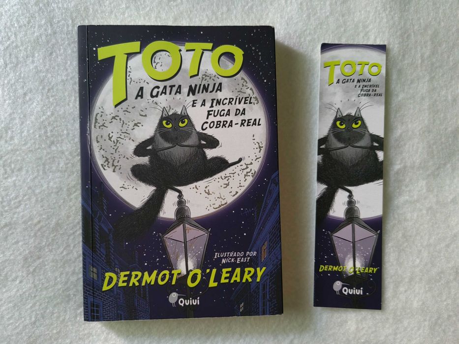Livro Toto, A Gata Ninja e a Incrivel Fuga da Cobra Real