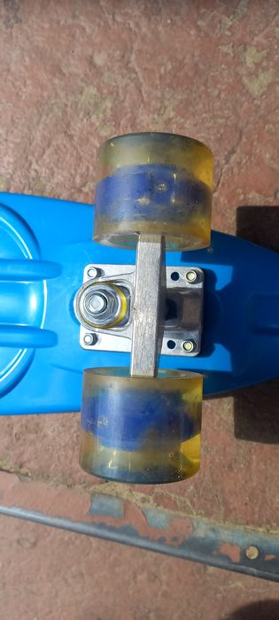 Скейт (пенні борт)