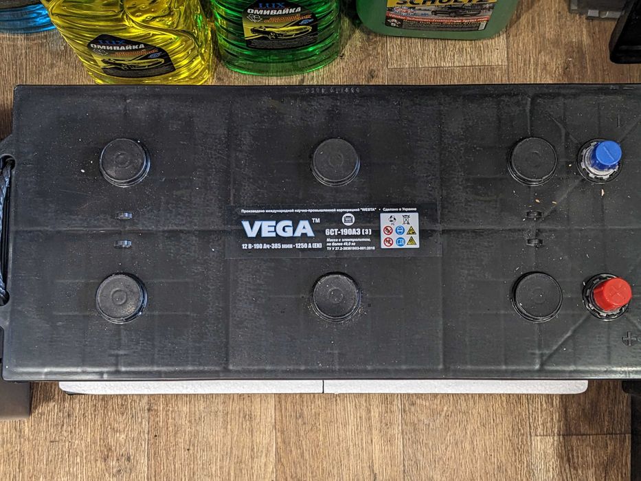 Акумулятор VEGA extra power 190 1250A EN AGM EFB Аккумулятор
