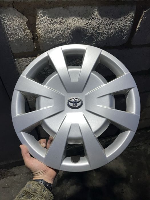 Оригинальные колпаки toyota fvolkswagen  opel r15 r16