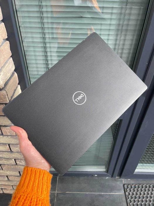 Dell Latitude 7400 i5 • Carbon корпус для роботи та навчання є 40шт
