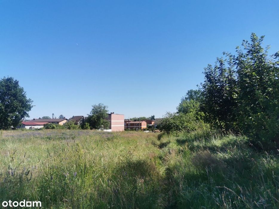 Działki budowlane w centrum (3 szt.)- Lipka