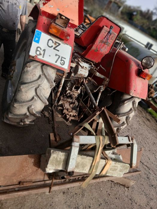 Trator urso com frese