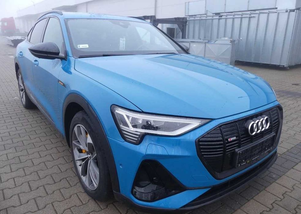 Audi e-tron 2020 року