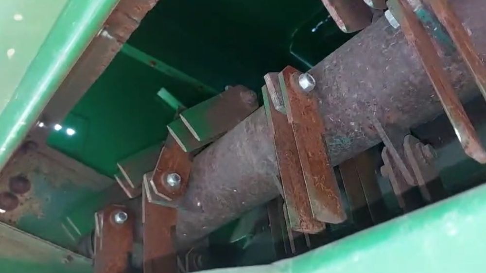 Продаю комбайн Джон дір  1042.  John Deer