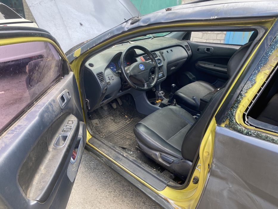 Разборка Запчасти Хонда Honda HR-V 1999 D16W1 механника полный привод