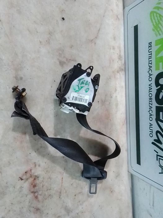 Cinto trás direito AUDI A4 (8E2, B6)
