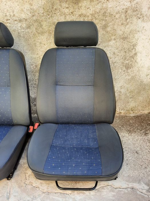 Bancos Peugeot 205