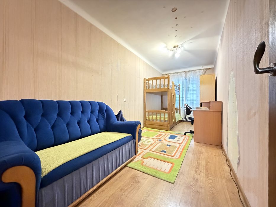 2-Кімнатна район «Чайка» вул. Гайдамацька 9. (вул. Струтинської 9)