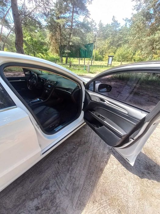 Форд фусіон 2019