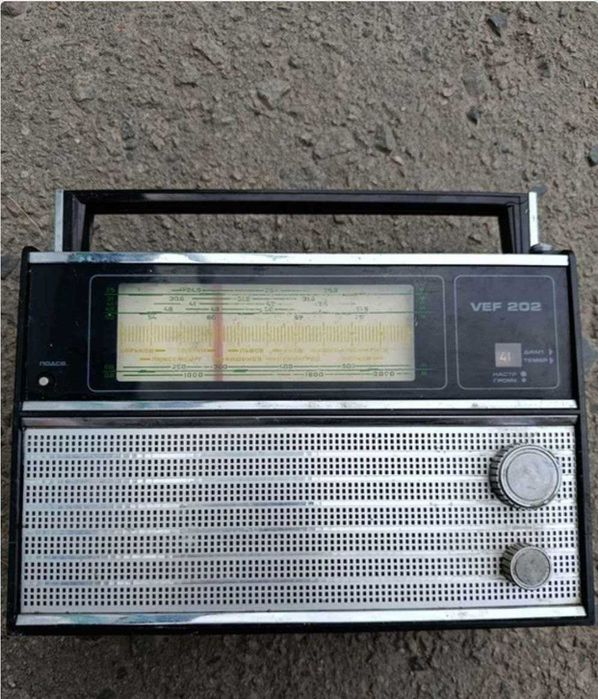 Радіоприймач VEF 201 виробництва СРСР робочий
