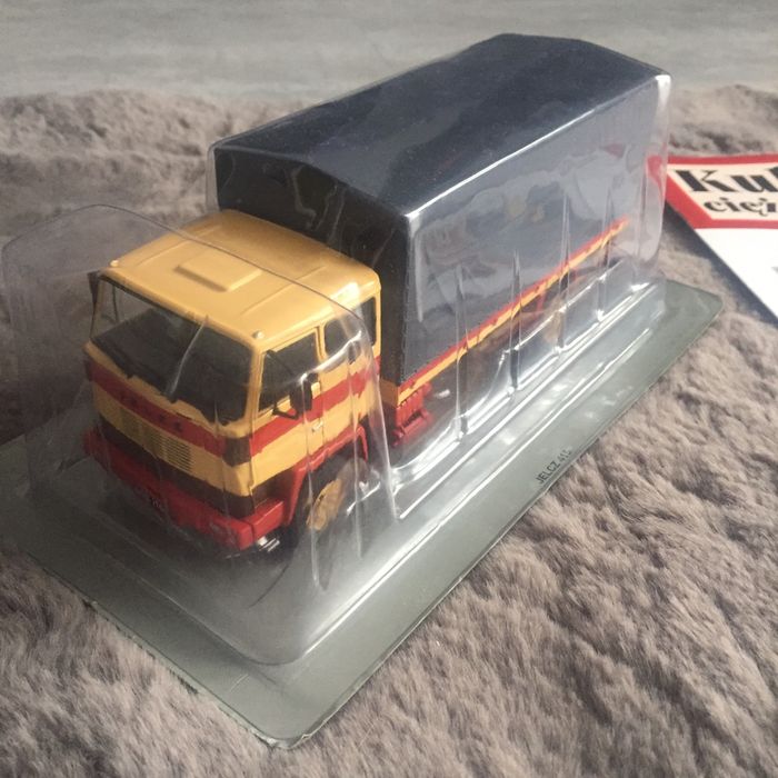 Jelcz 415 Kultowe ciężarówki z epoki prlu 1:43 deagostini nowy model