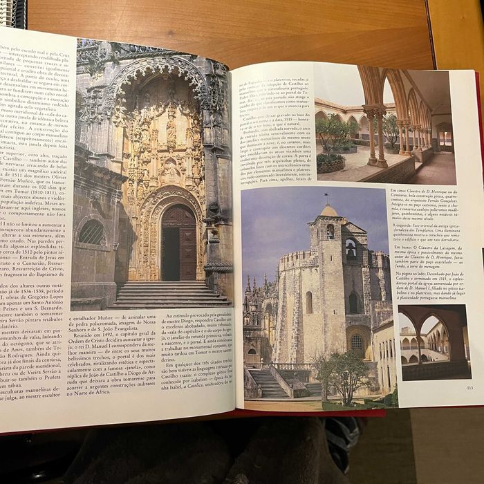 Júlio Gil / Nuno Calvet - As Mais Belas Igrejas de Portugal (2 vols.)