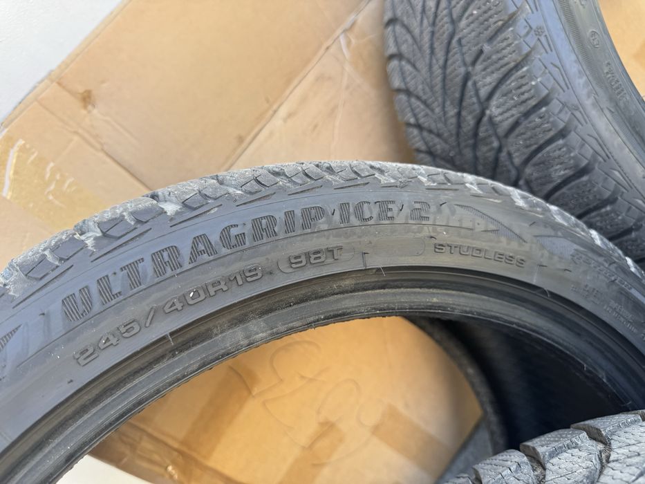 Зимова гума Goodyear UltraGrip Ice 2 245/40 R19 98T 2022 року 7мм