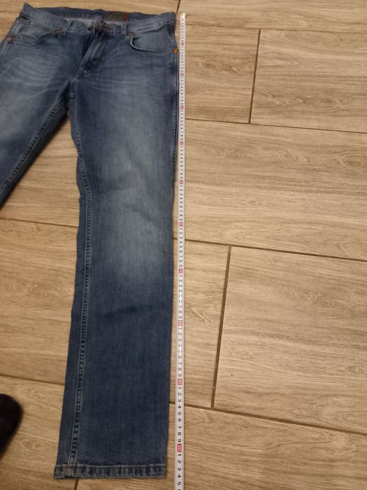 Jeansy wrangler s