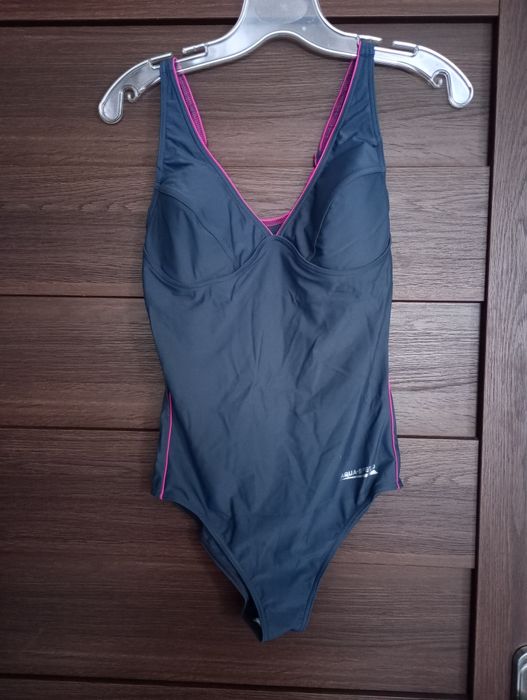 Jednoczęściowy kostium do pływania Aqua- speed