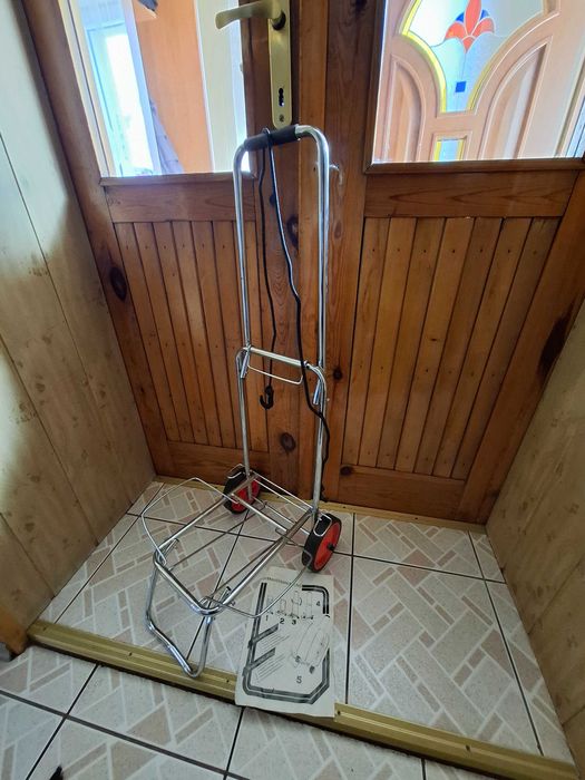 Wózek zakupowy dla babci