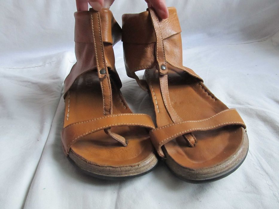 letnie skórzane buty QUAZI (małe 39; nieużywane)