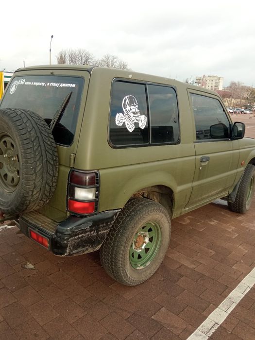 Автомобіль продаж