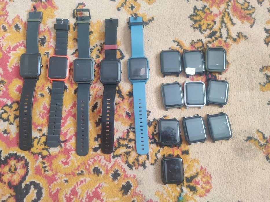 Лот смарт браслетів Xiaomi amazfit bip 15 шт в основному робочі
