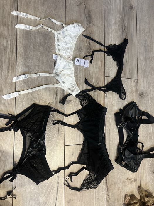 Бюст тезеніс tezenis ,пояс під чулки