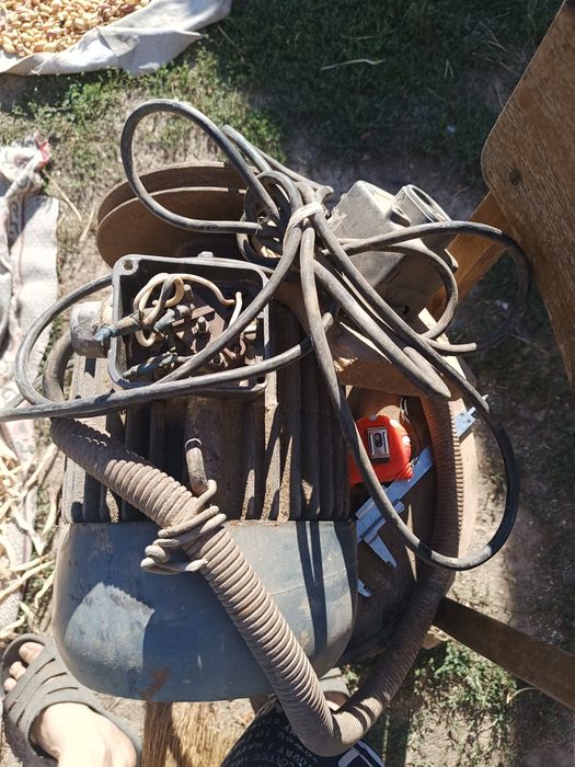 Електромотор 3квт 220в