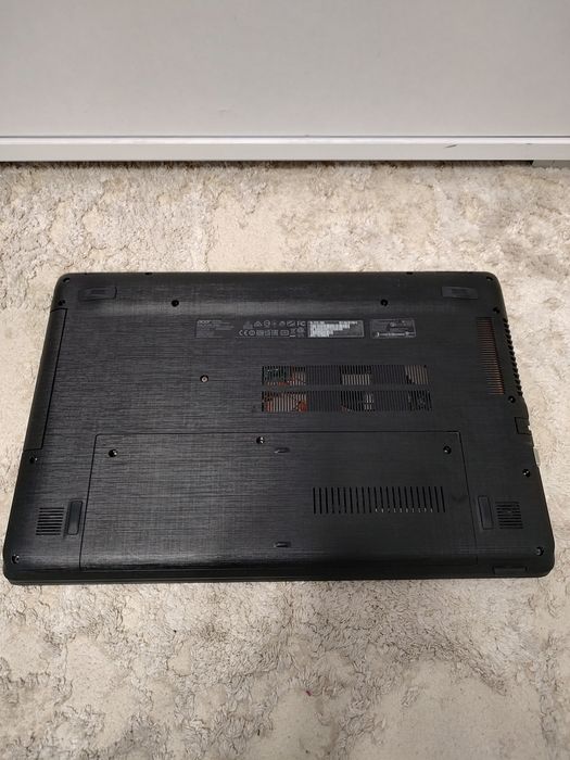 Ігровий ноутбук Acer f 17/i7-7500U/nVidia GeForce GTX 950M, 4 ГБ