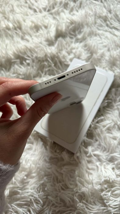 Iphone 13 128 GB zadbany bialy