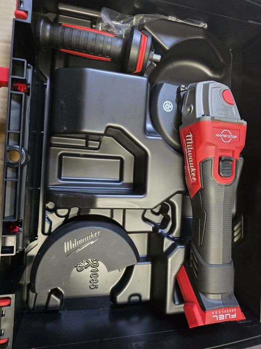 Szlifierka Kątowa Milwaukee M18FSAG125XB